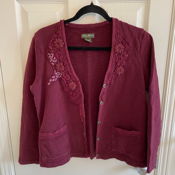 Eddie Bauer burgundy cardigan with embroidered flowers Size large petite - Picture 1 of 6